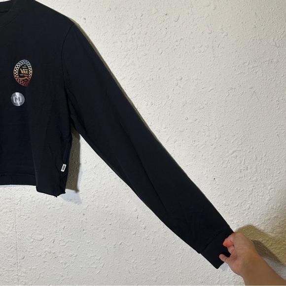 Vans Wind It Cropped Rainbow Graphic Long Sleeve Top Size Medium Women - Picture 4 of 12